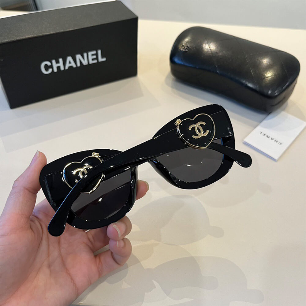 Ch**el SUNGLASSES