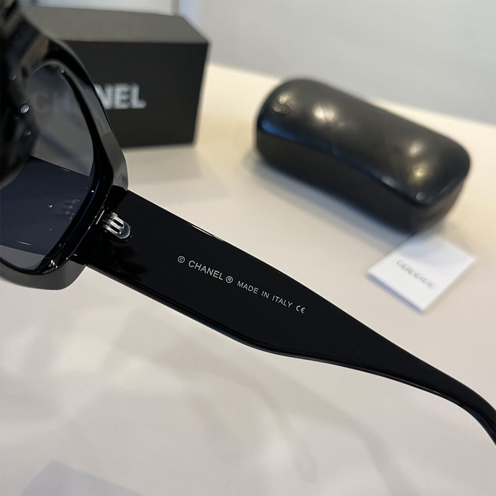 Ch**el SUNGLASSES