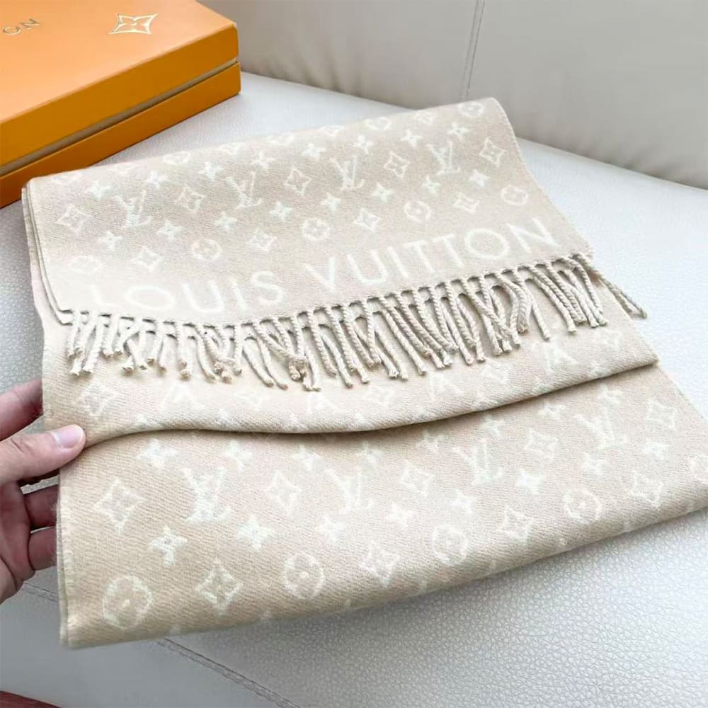 LV Scarf