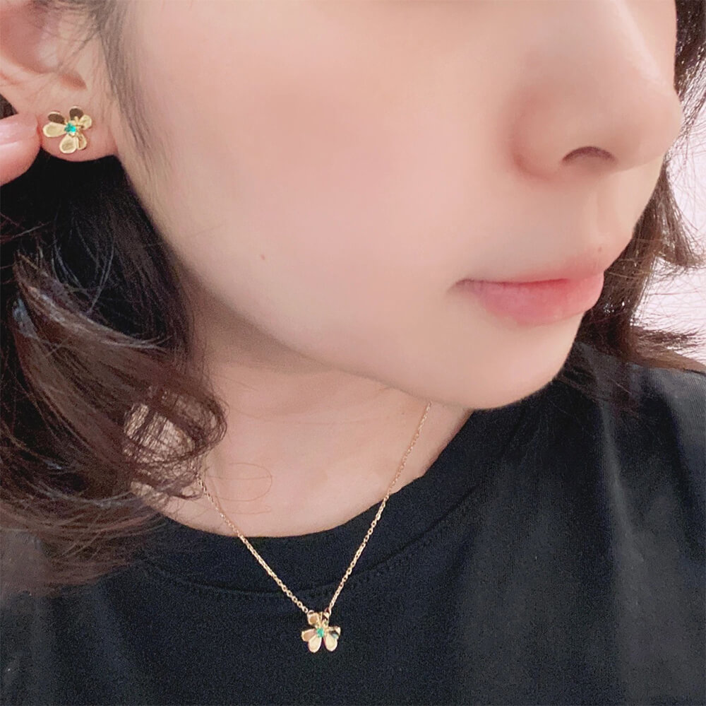 VCA necklace