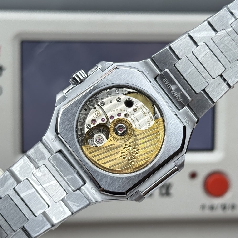 Pat*k Phi1i*pe Cubitus 5821