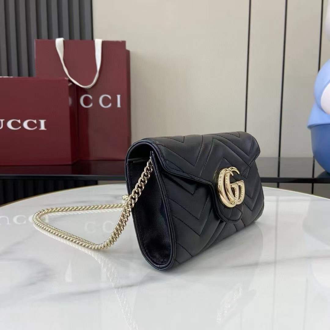 GG Marmont Chain Wallet