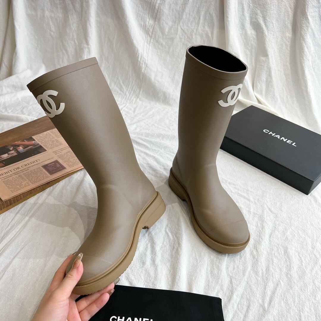 Ch**el long rain boots