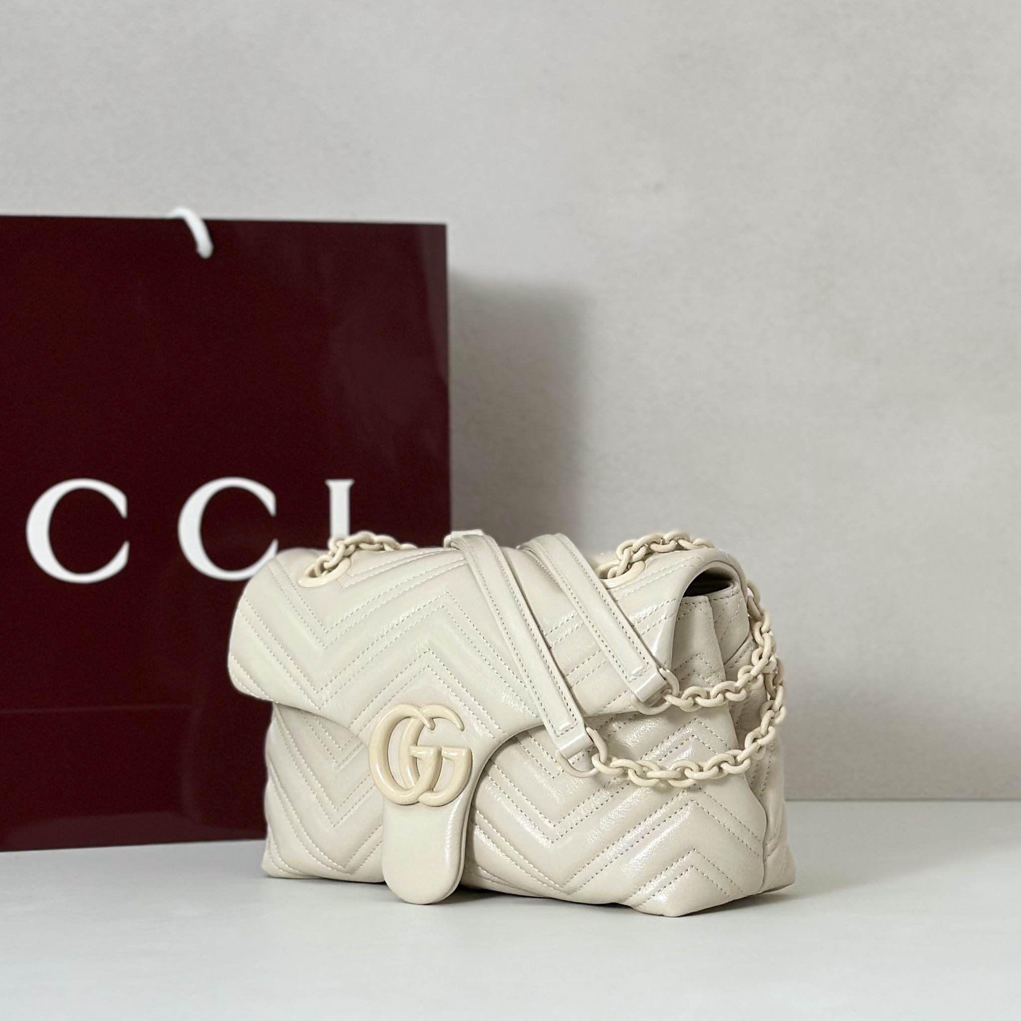 GG Marmont small shoulder bag