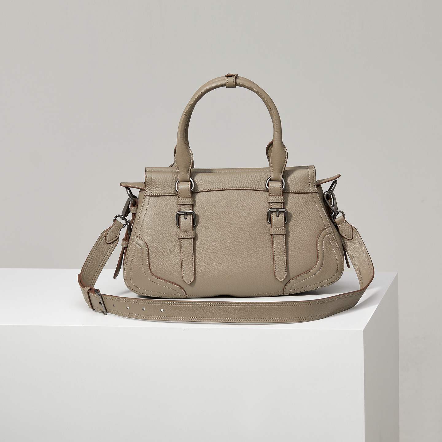 Pra*a Large leather tote bag(HIGH-END GRADE)