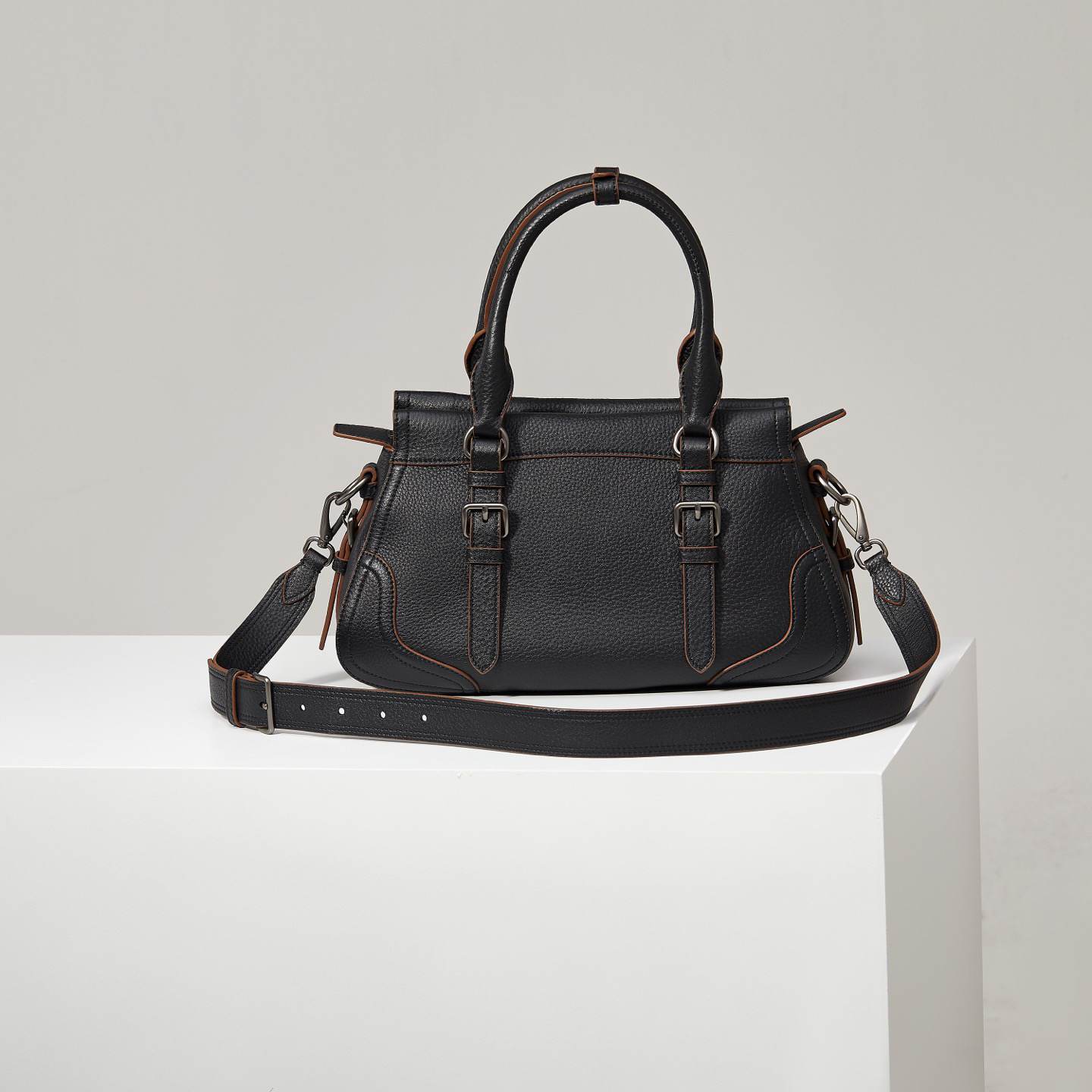 Pra*a Large leather tote bag(HIGH-END GRADE)