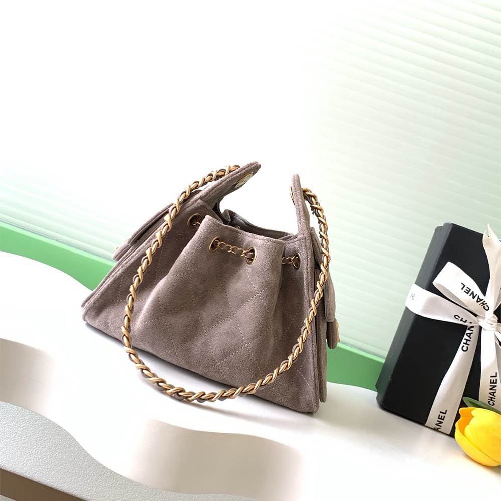 Ch**el 25 Mini Handbag(HIGH-END GRADE)