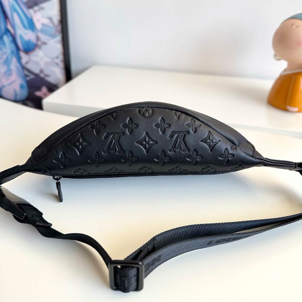 LV Discovery Bumbag PM