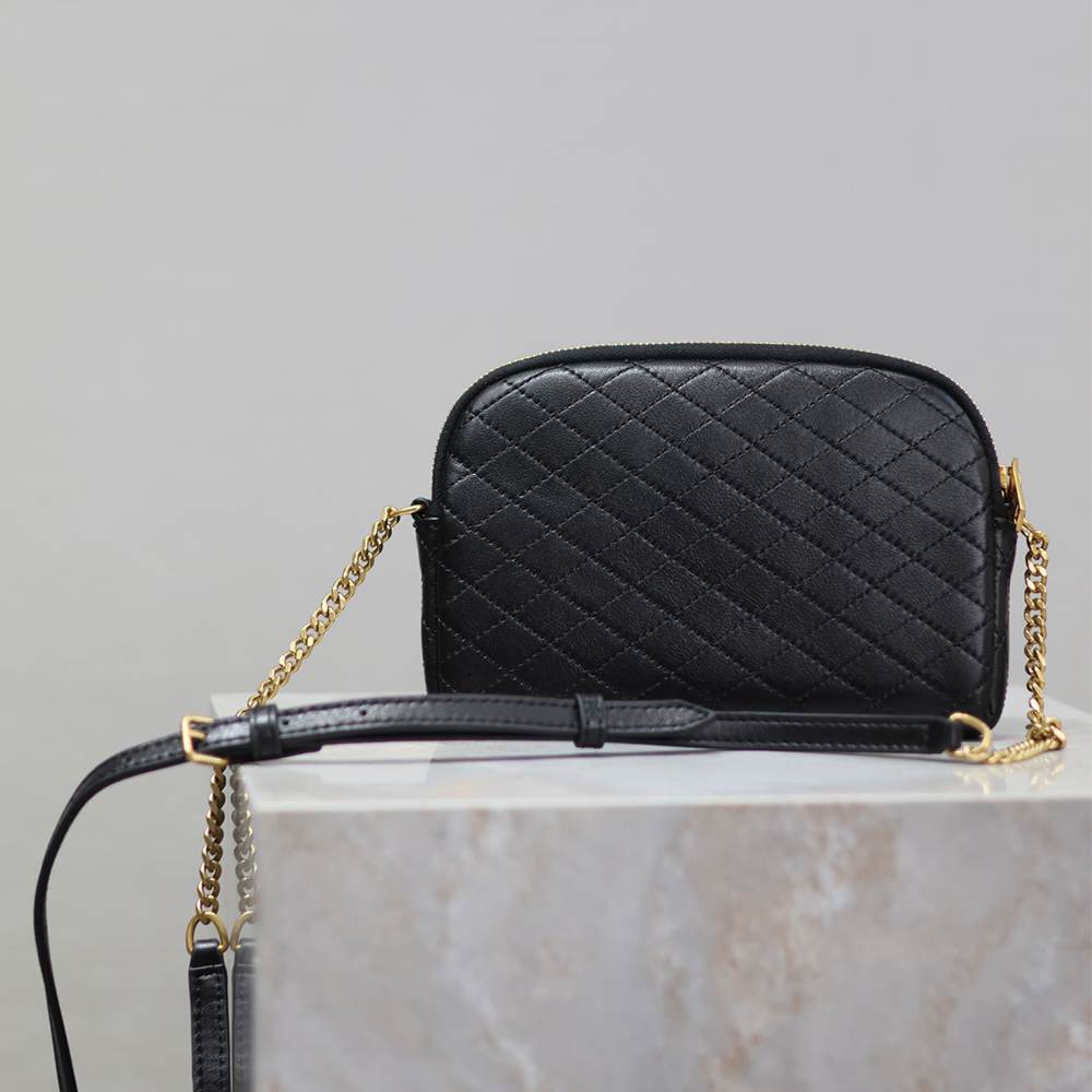 Y51 GABY ZIPPERED POUCH IN LAMBSKIN