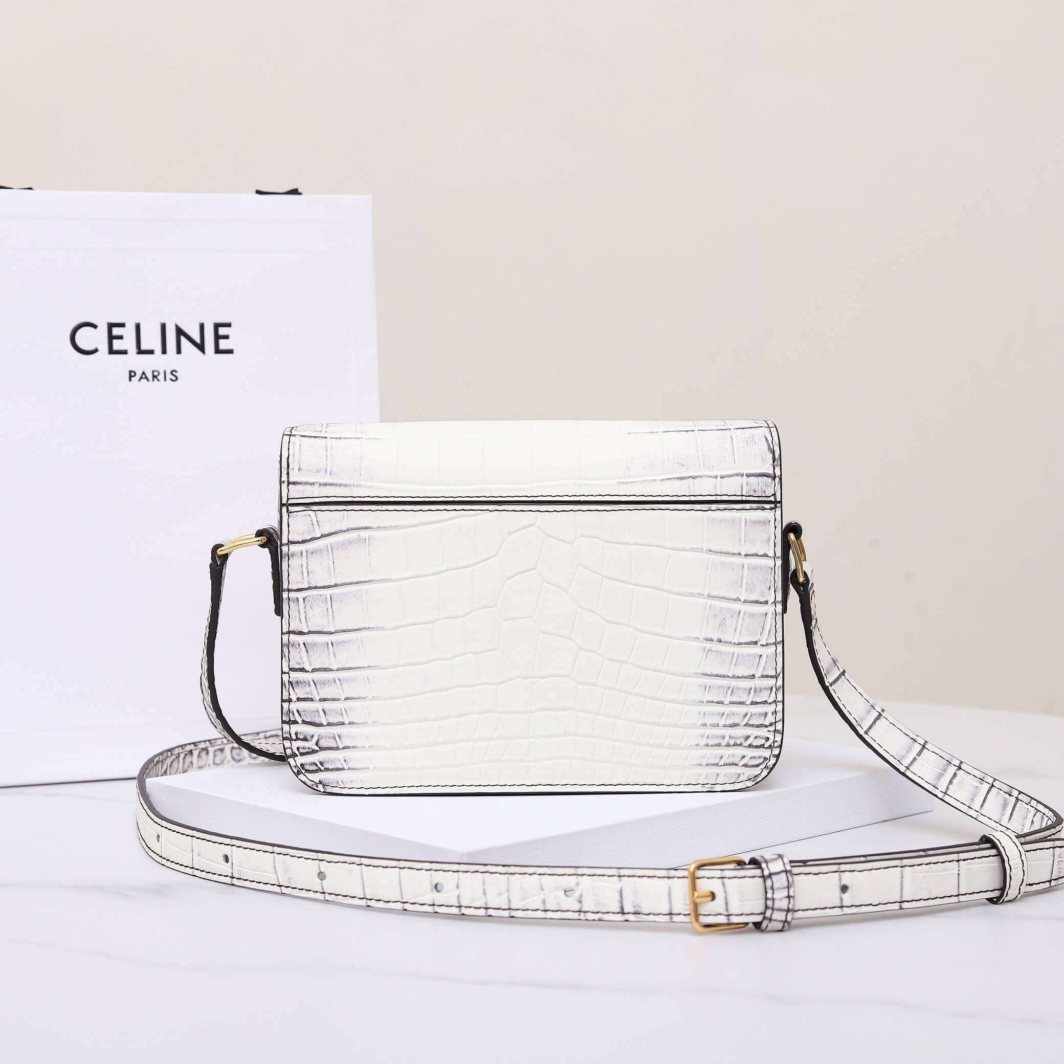 Ce1i*e TEEN TRIOMPHE crocodile pattern handbag(HIGH-END GRADE)