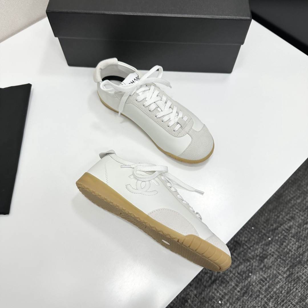 Ch**el Sneakers