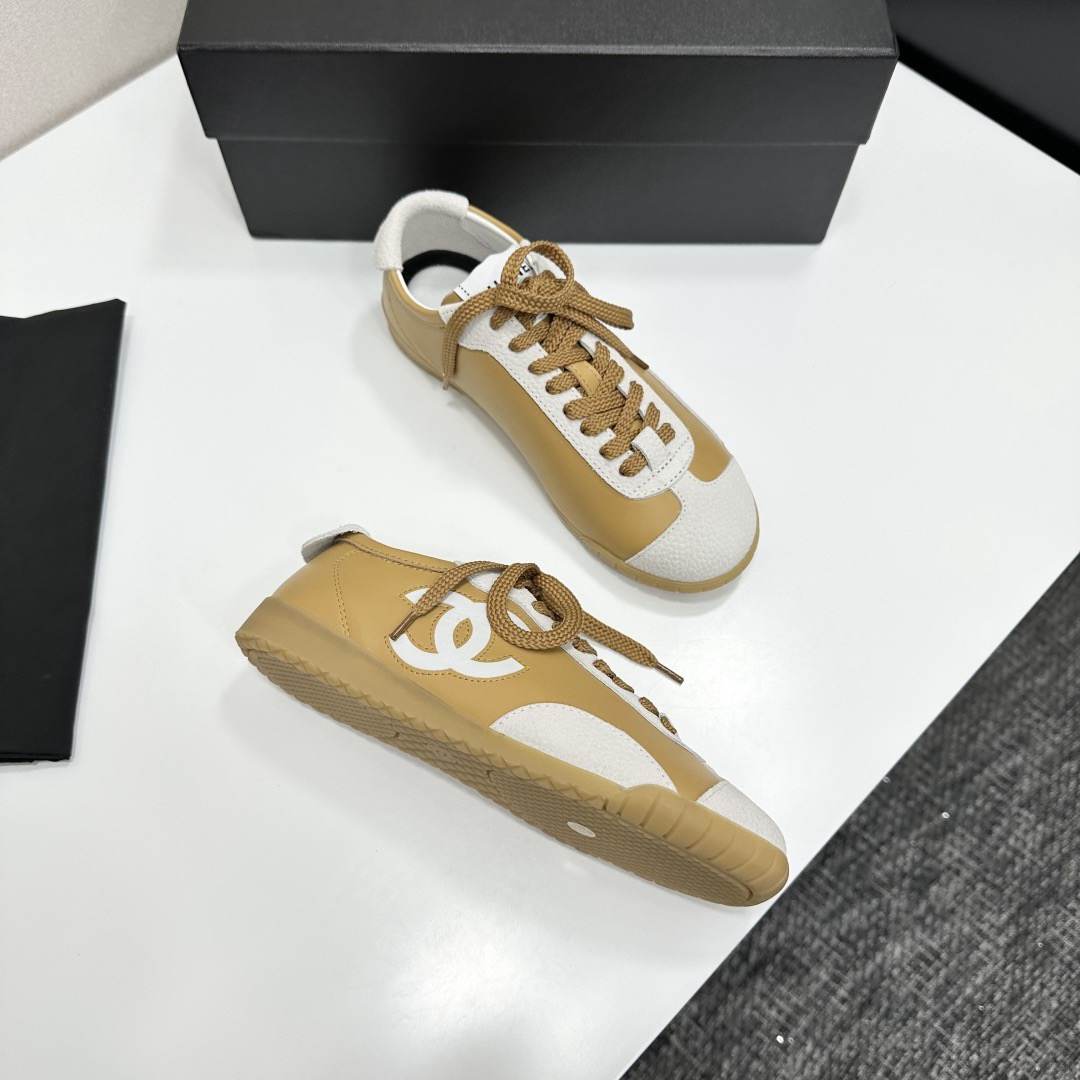 Ch**el Sneakers