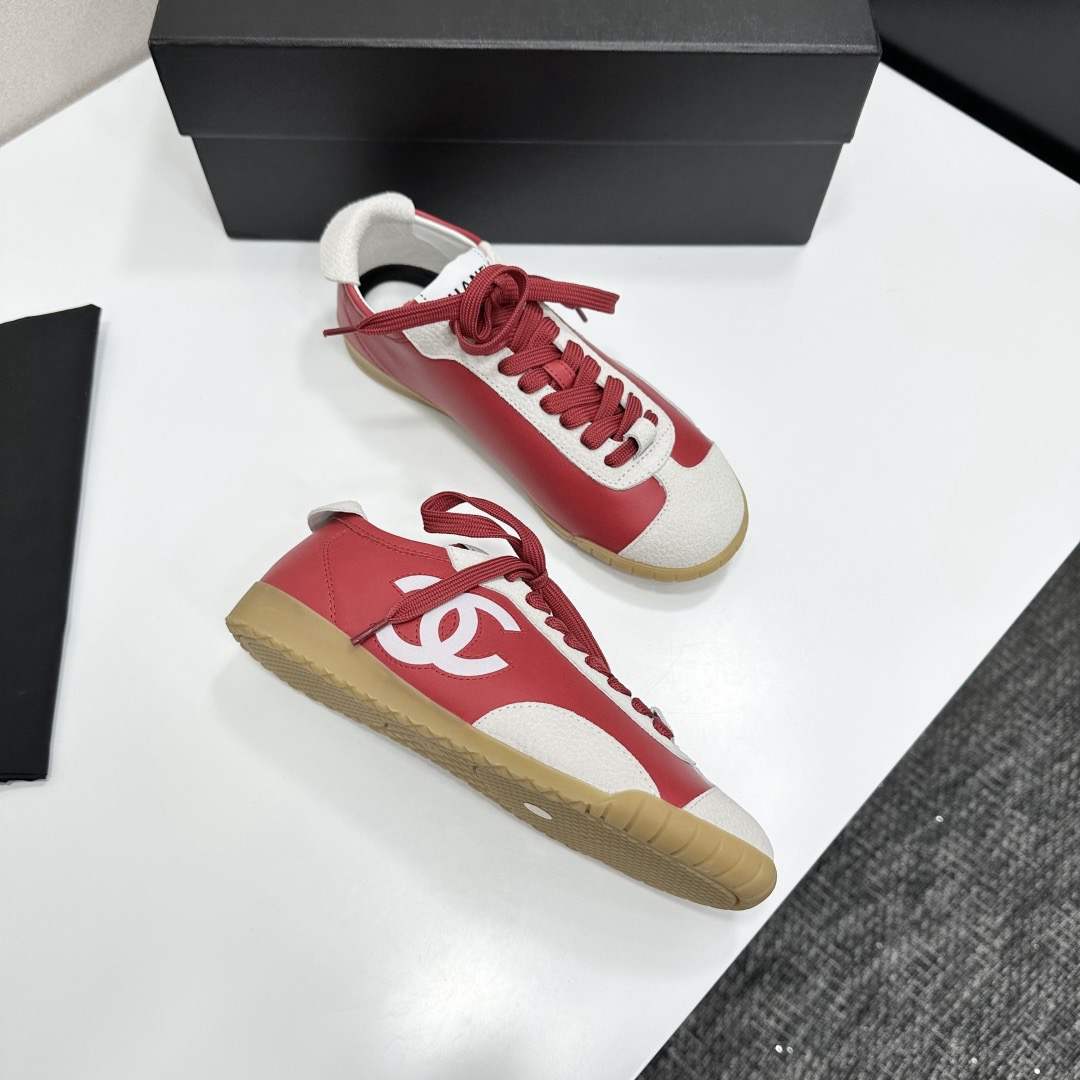 Ch**el Sneakers