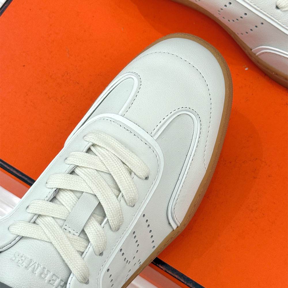 H**me5 Match sneaker