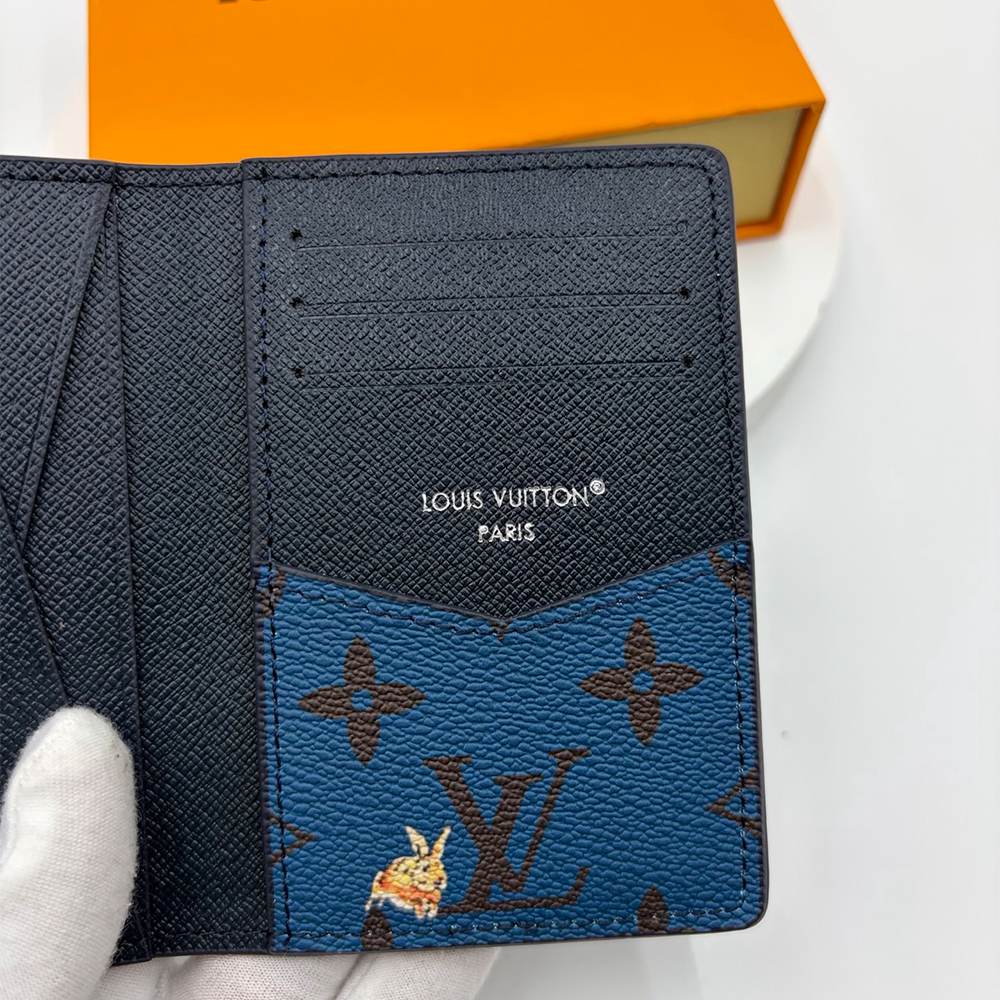 LV Pocket Organizer