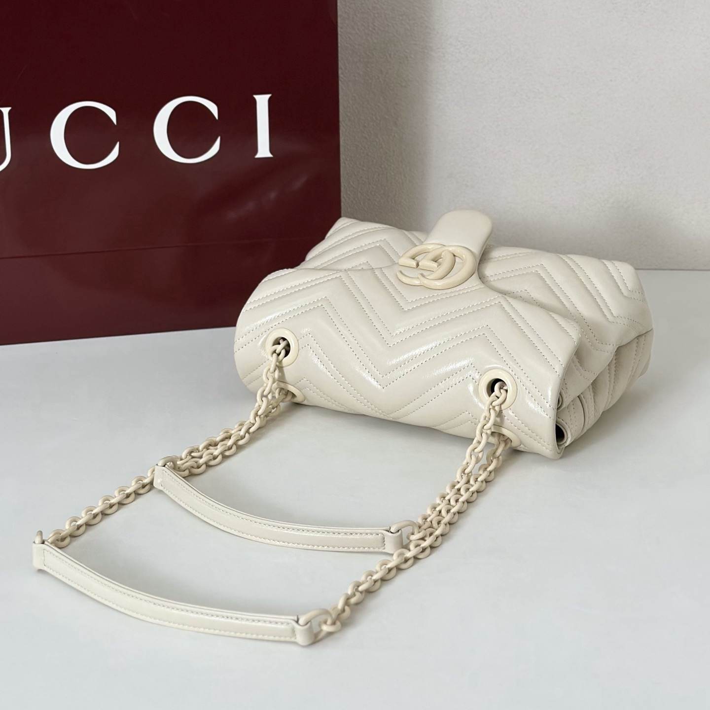 GG Marmont small shoulder bag