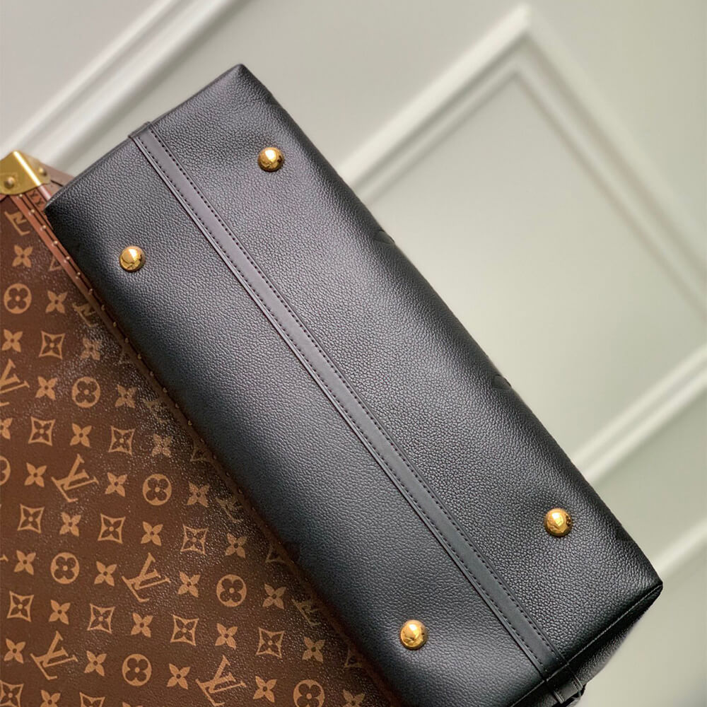 LV CarryAll MM