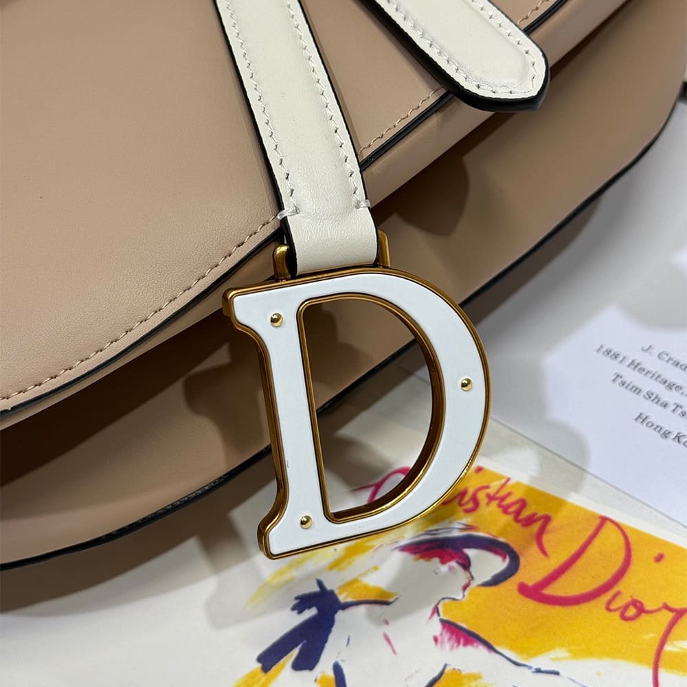 D10r Saddle Bag with Strap