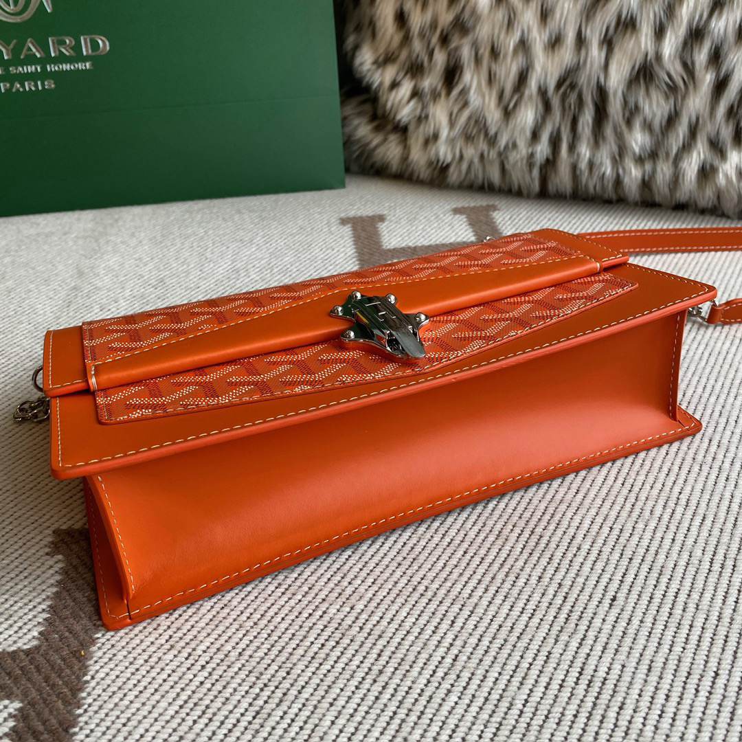 G09ard Duchesse Marie-Caroline Bag