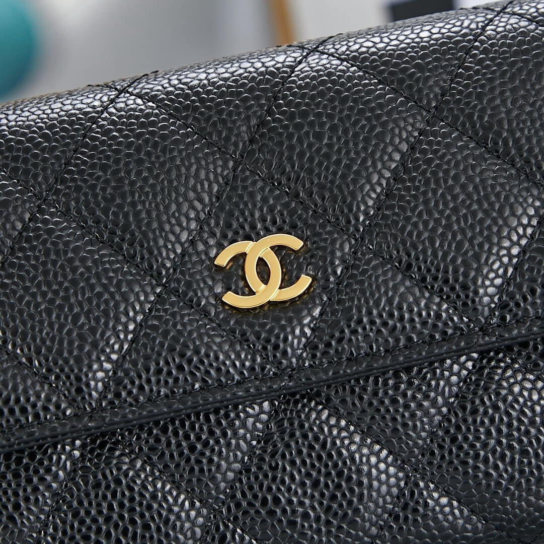 Ch**el classic long wallet