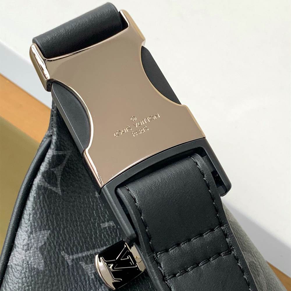 LV Discovery Bumbag PM