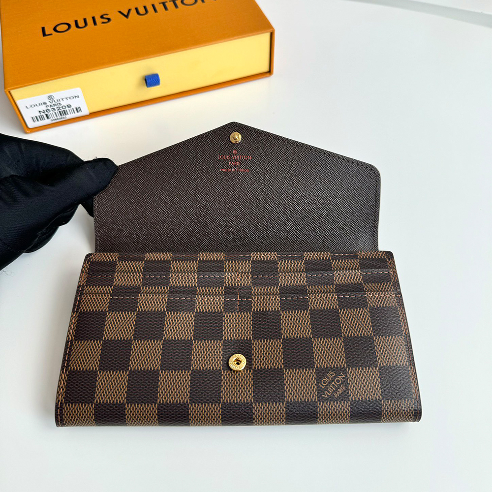 LV Sarah Wallet