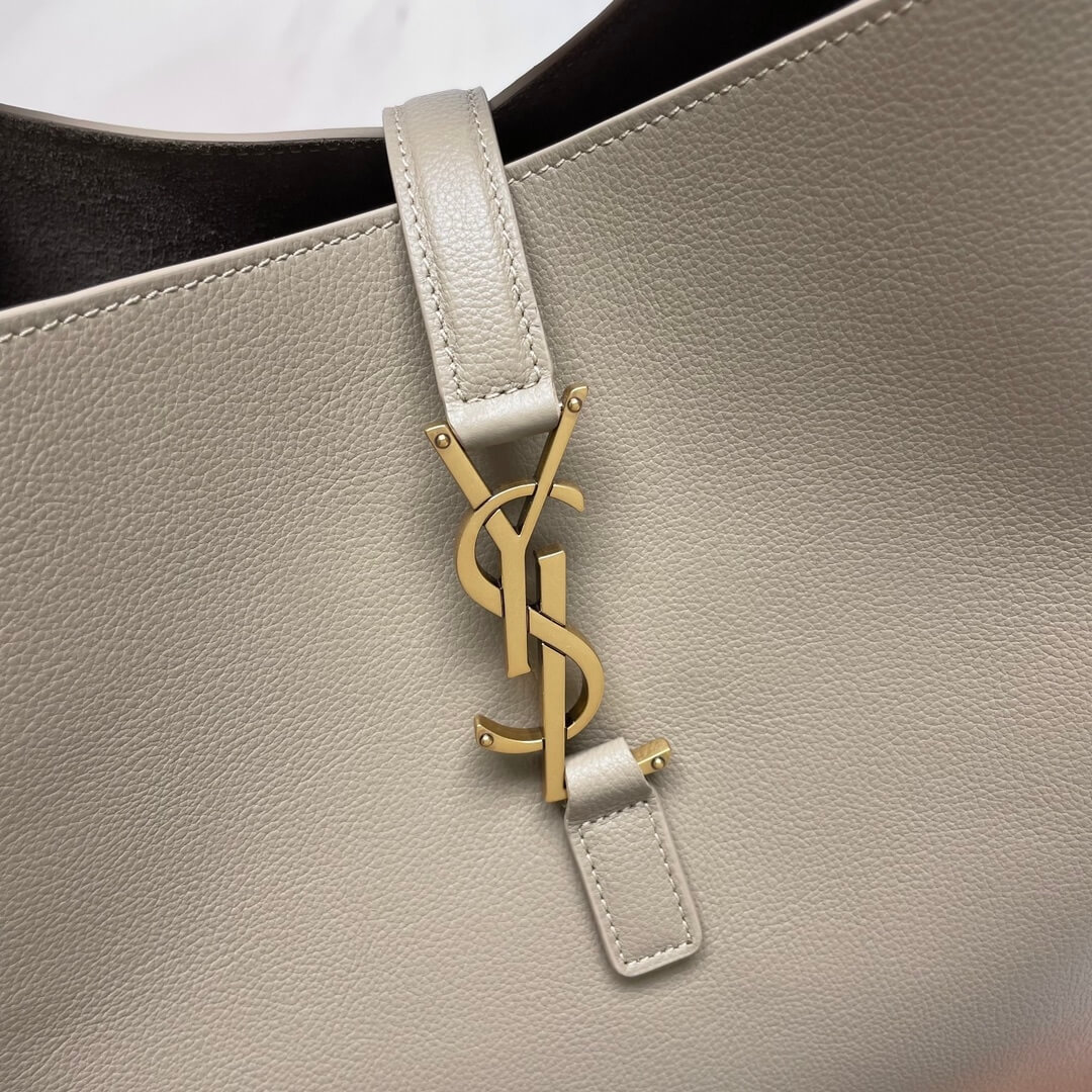 Y51 LE 5 À 7 large soft leather bag