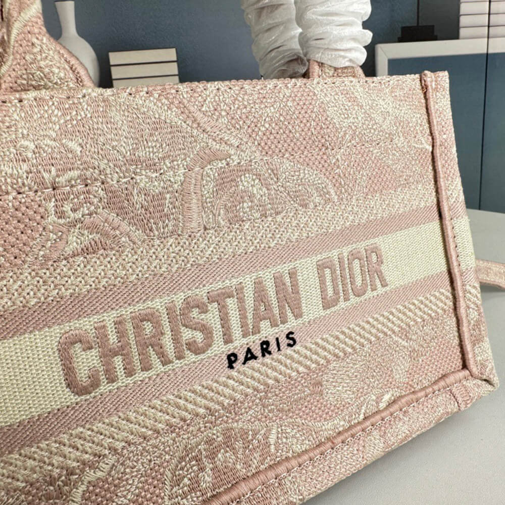 D10r Mini D10r Book Tote