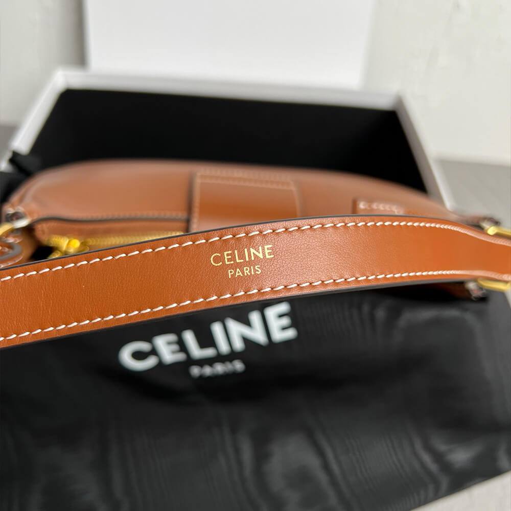 Ce1i*e MEDIUM AVA TRIOMPHE BAG in Calfskin