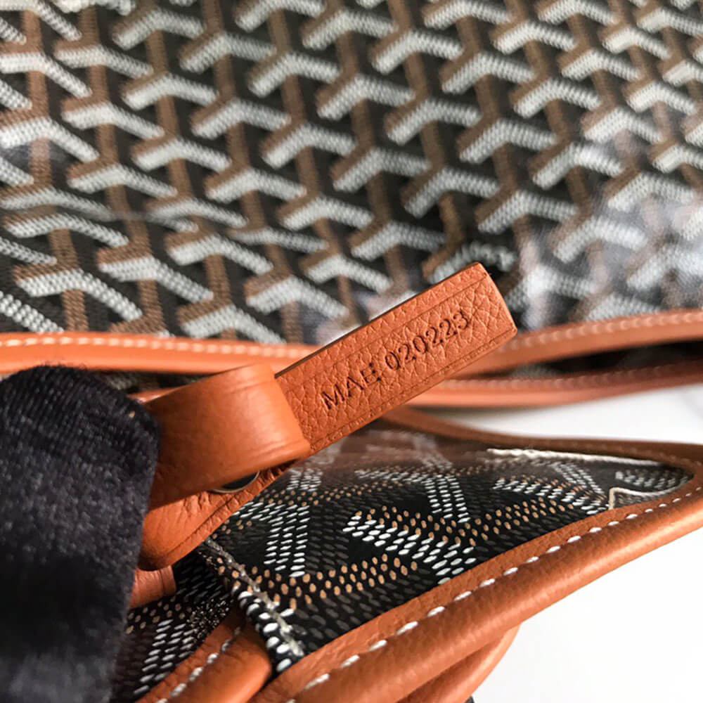 G09ard Boheme Hobo Bag