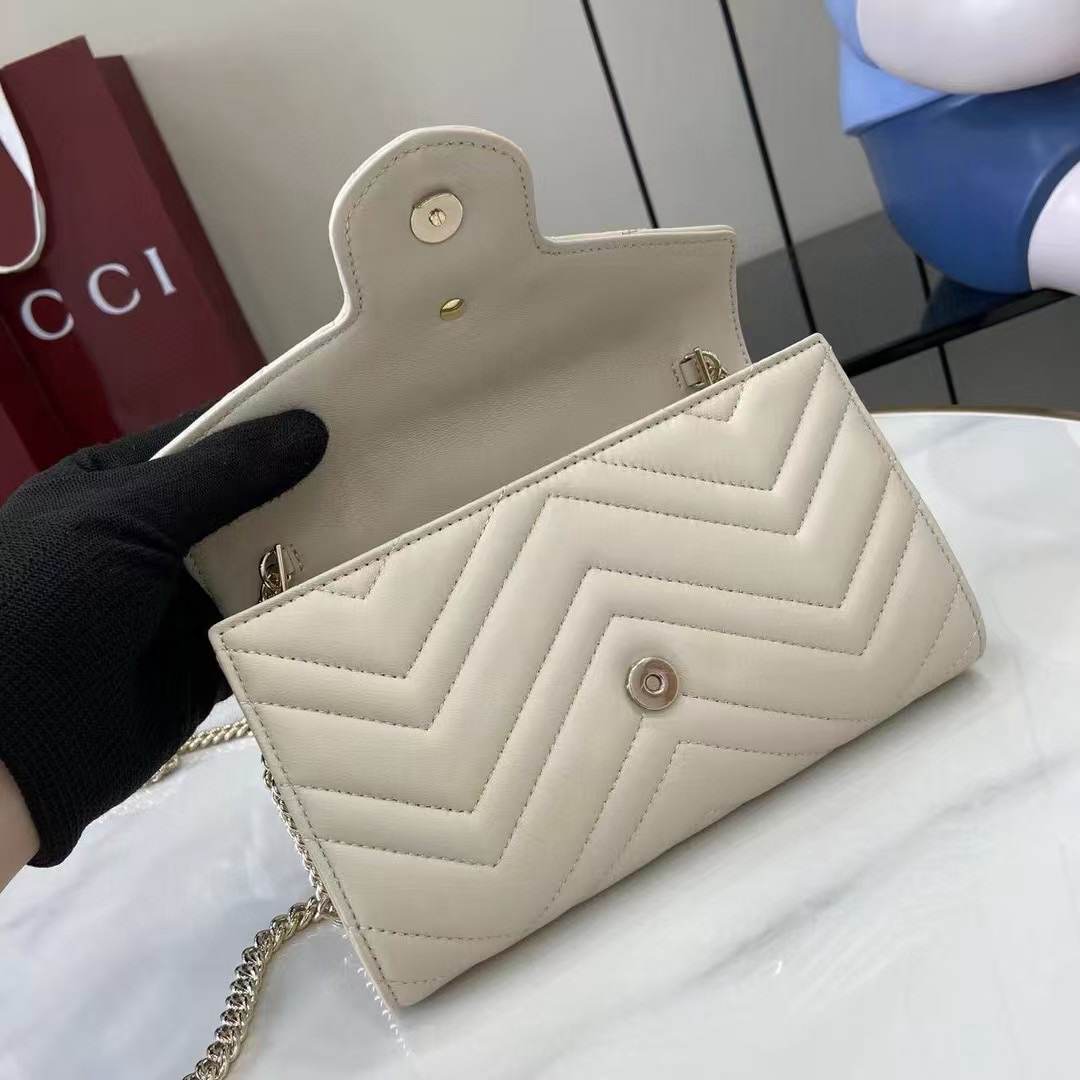 GG Marmont Chain Wallet