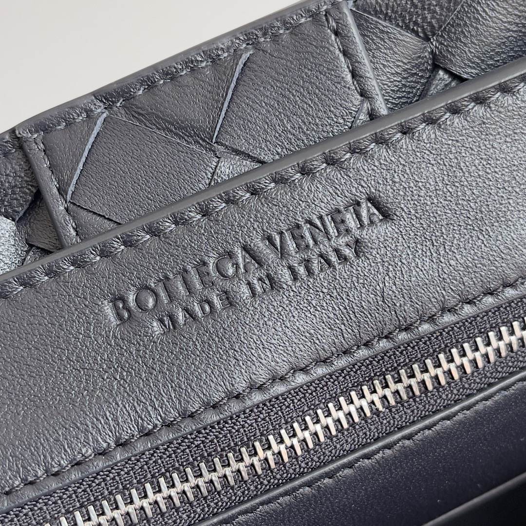 B0tt*ga Ven*ta Medium Andiamo(HIGH-END GRADE)