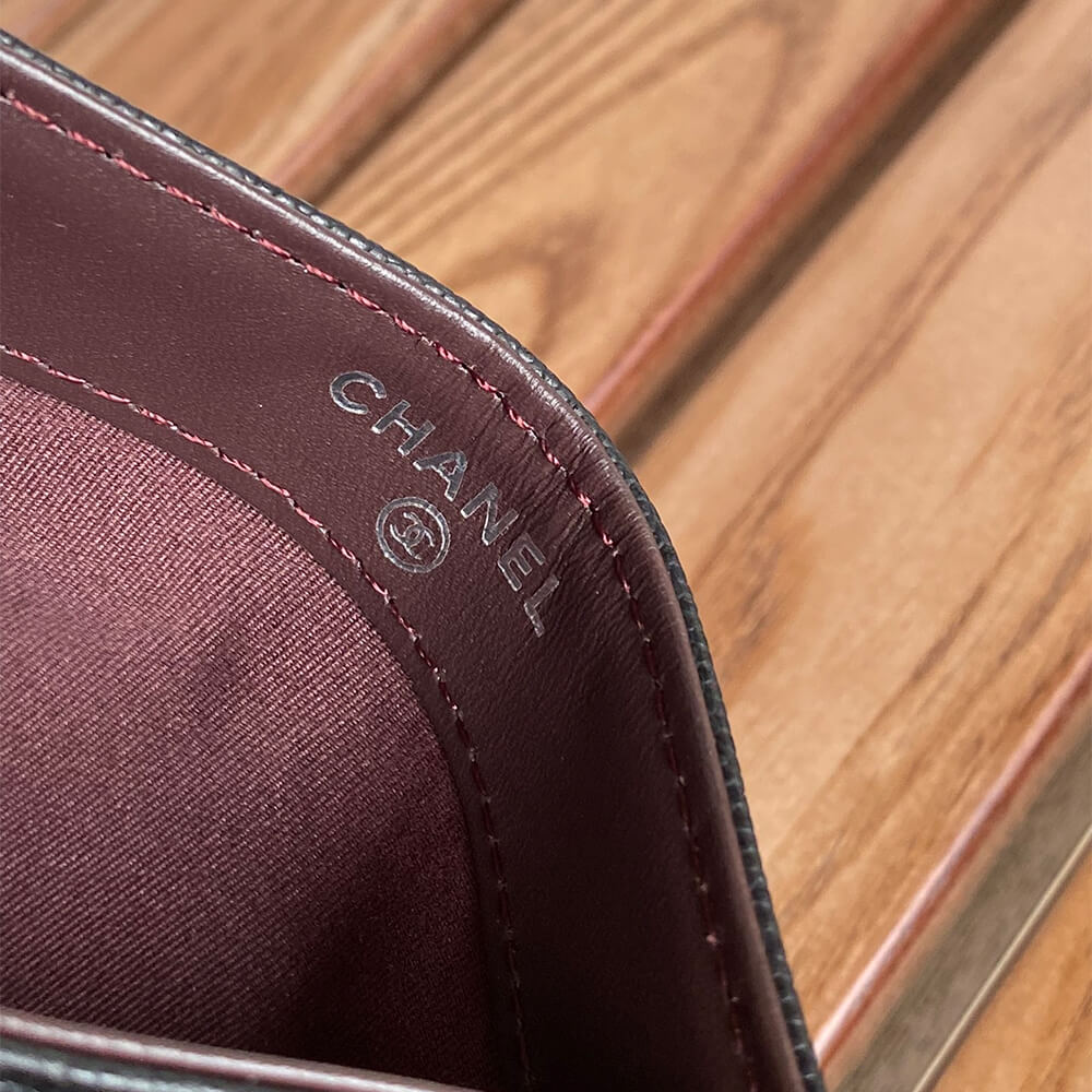 Ch**el Classic Card Holder