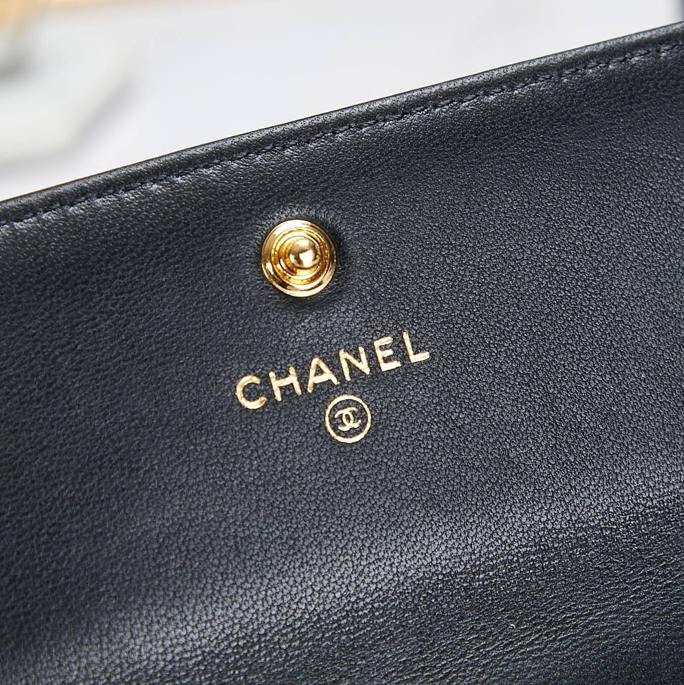 Ch**el classic long wallet