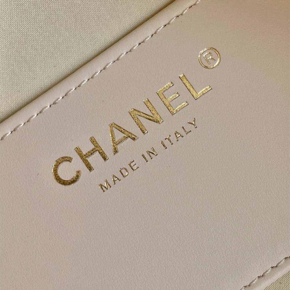 Ch**el 25 Mini Handbag(HIGH-END GRADE)
