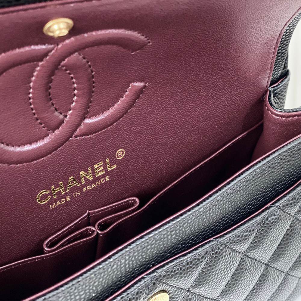 Ch**el SMALL CLASSIC HANDBAG