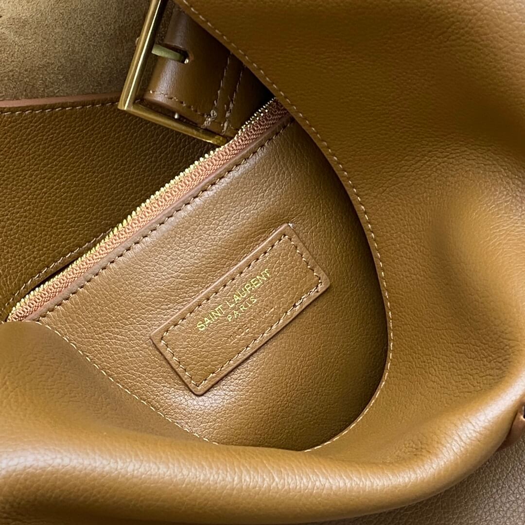 Y51 LE 5 À 7 large soft leather bag