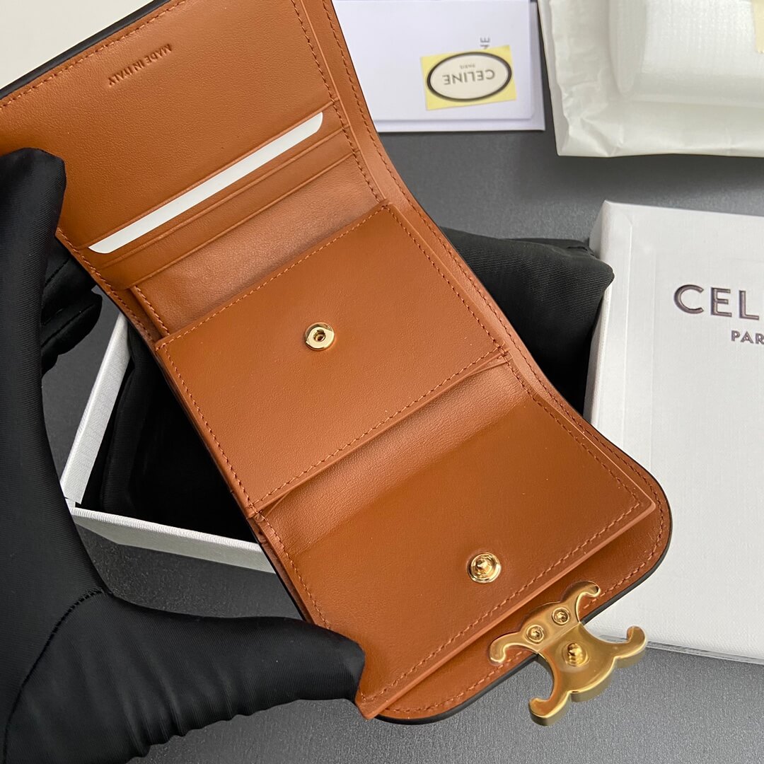 Ce1i*e Small Flap Wallet TRIOMPHE IN Shiny Smooth Lambskin