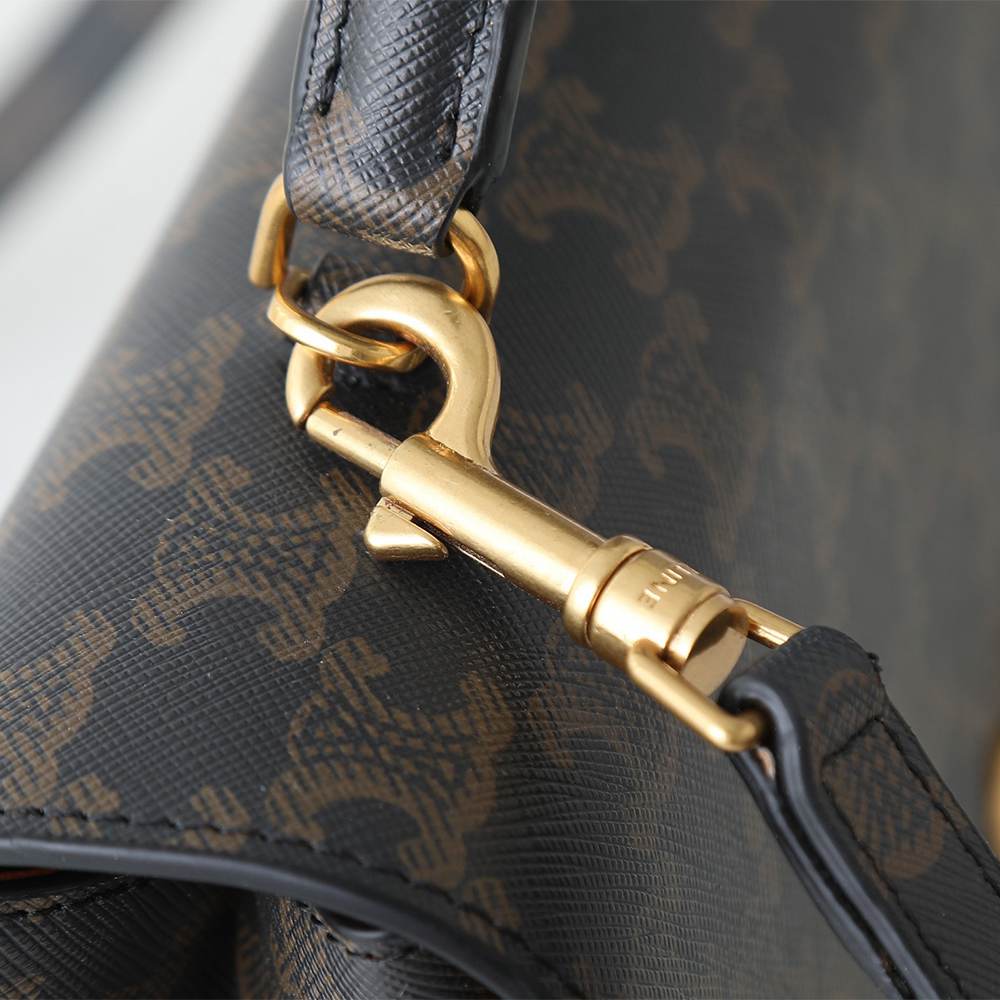 Ce1i*e TEEN NINO BAG IN Triomphe Canvas(HIGH-END GRADE)