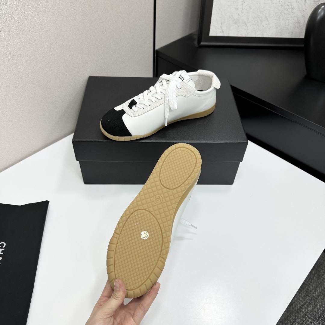 Ch**el Sneakers