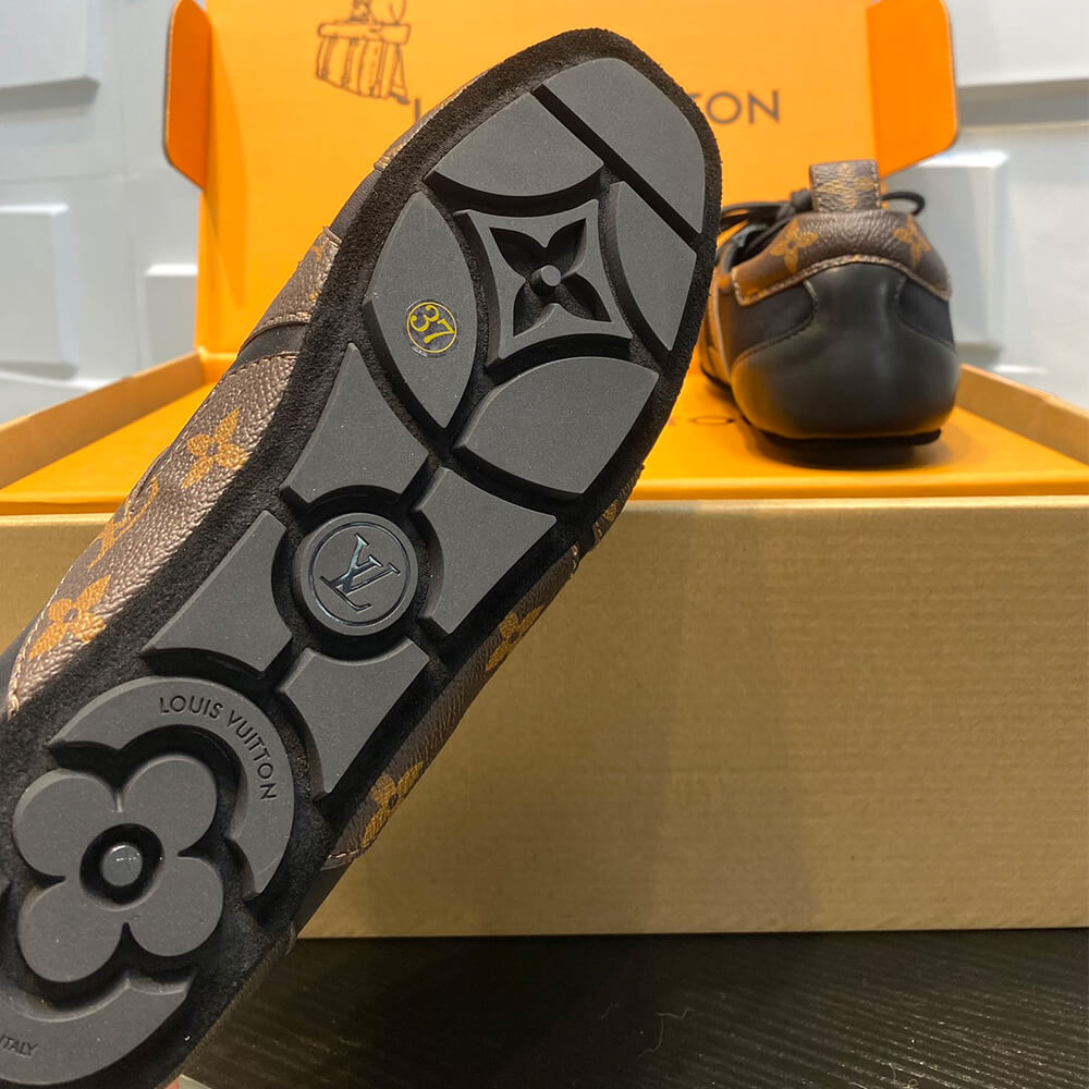 LV Sneakerina
