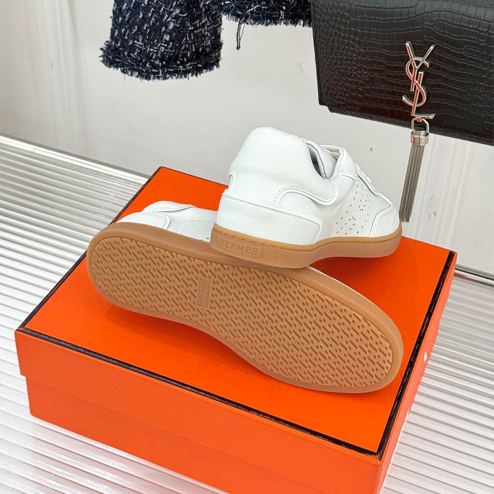 H**me5 Match sneaker