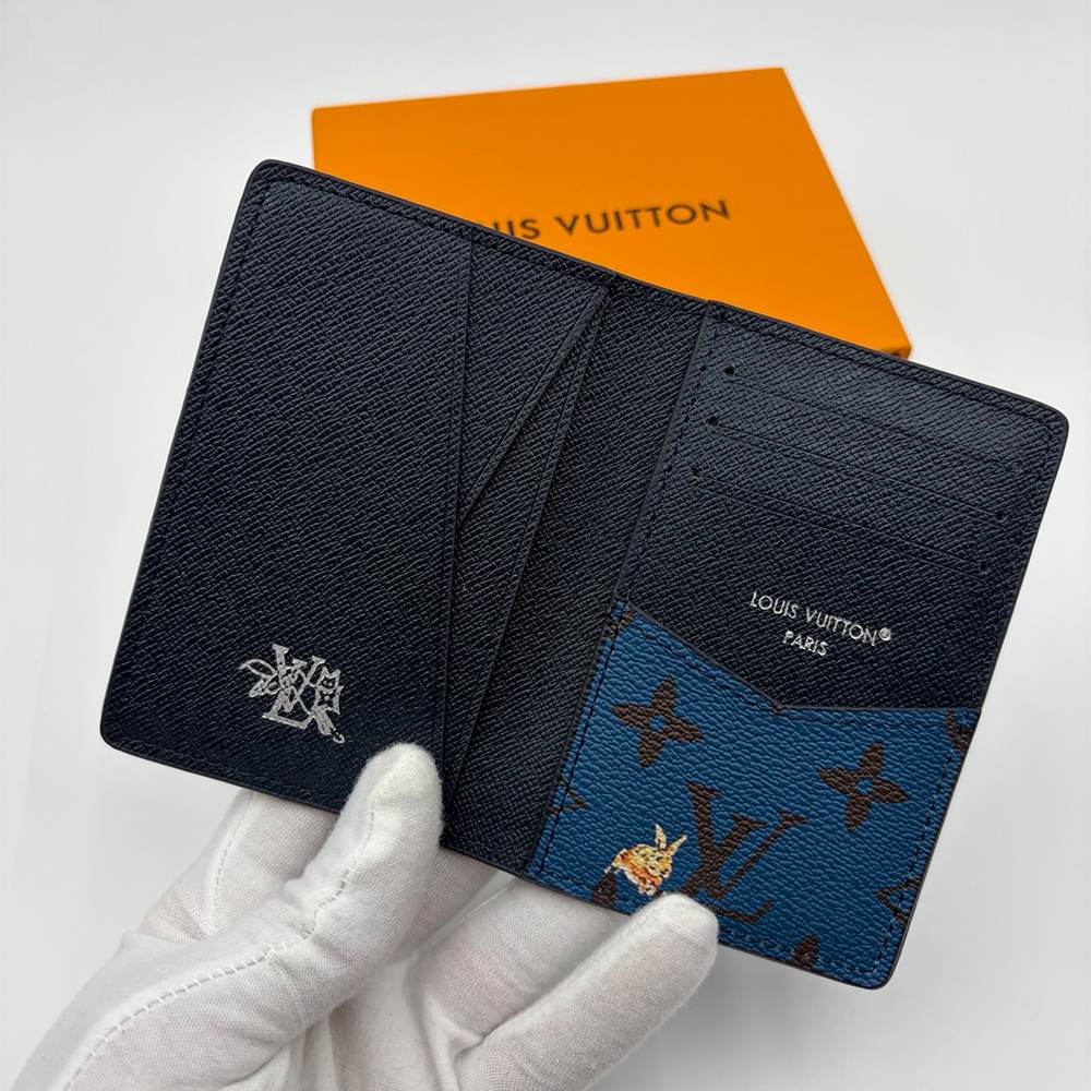 LV Pocket Organizer