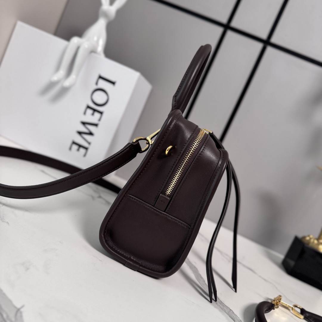 L0ew* Small Amazona 180 bag in soft calfskin(HIGH-END GRADE)