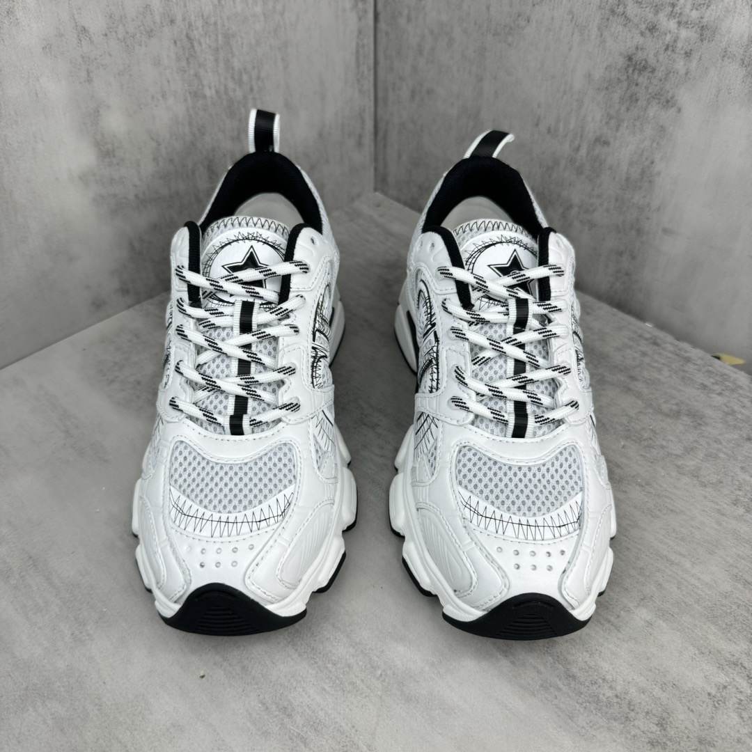 D10r Chrono Sneaker