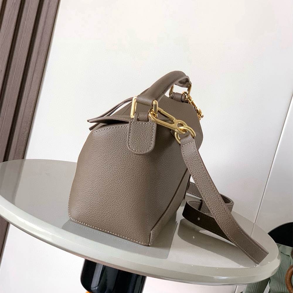 L0ew* Small Puzzle Edge bag in soft grained calfskin(HIGH-END GRADE)