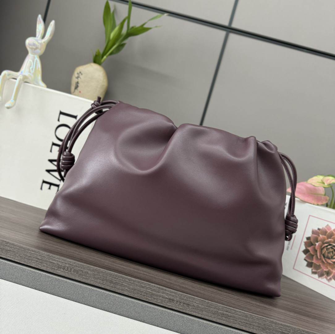 L0ew* Large Flamenco purse in mellow nappa lambskin(HIGH-END GRADE)
