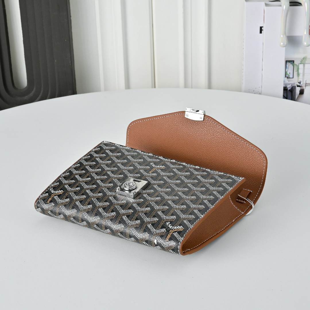 G09ard Chypre Wallet-Pouch