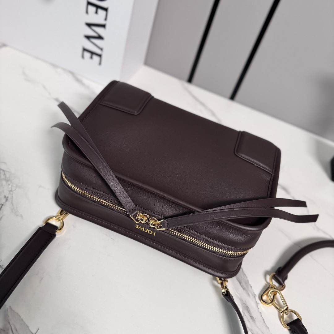 L0ew* Small Amazona 180 bag in soft calfskin(HIGH-END GRADE)