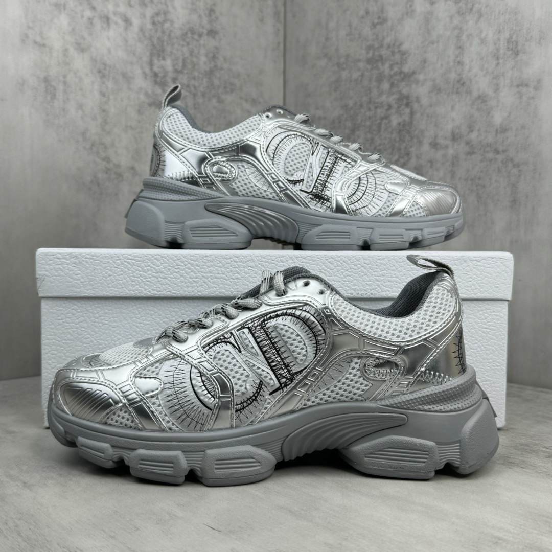 D10r Chrono Sneaker
